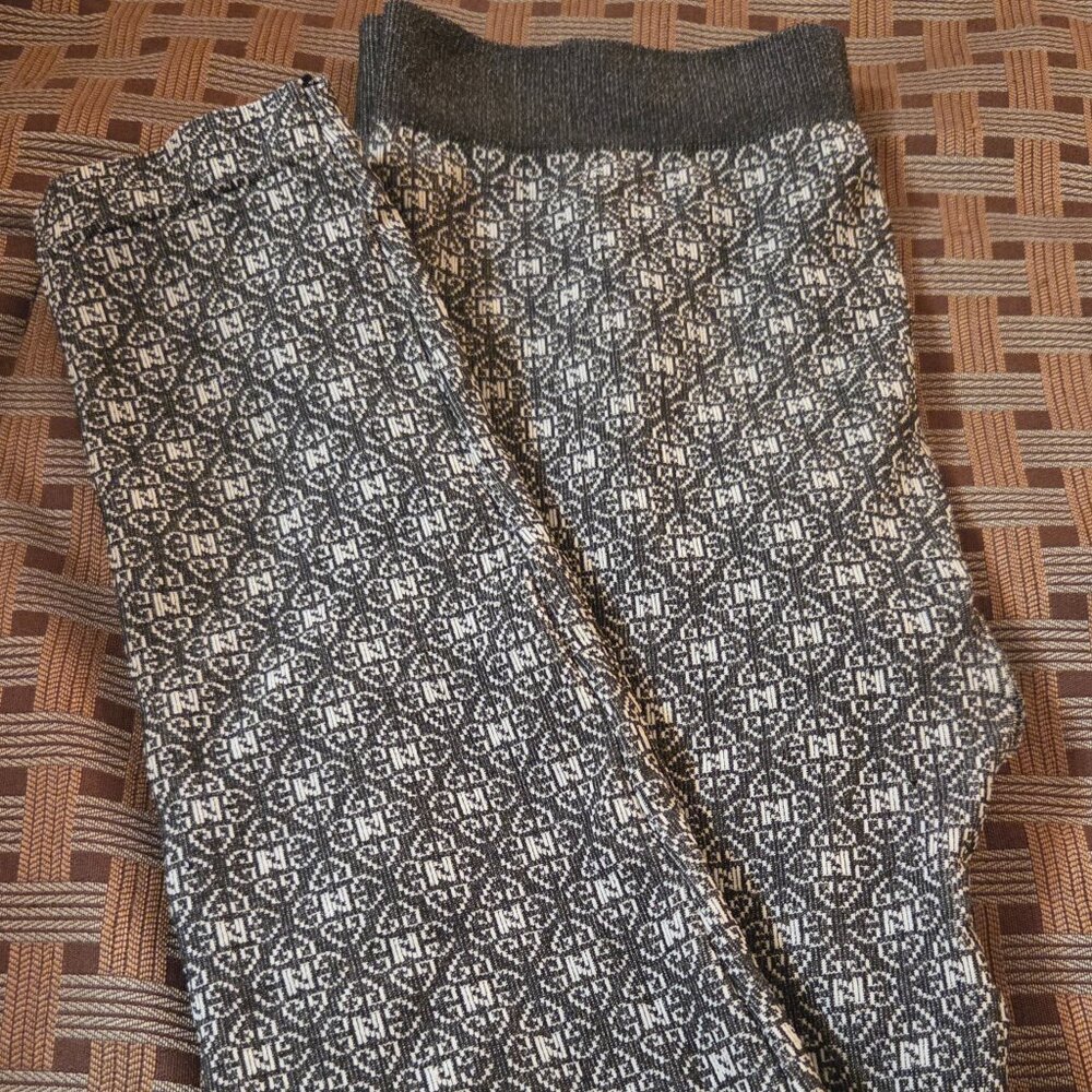 Connection 18 Gray & White Print Leggings Women’s Size L/XL